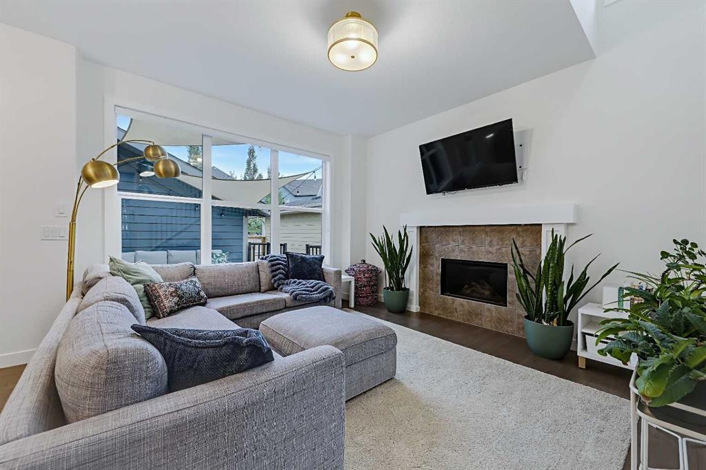 91 Masters Avenue Se, Calgary, AB