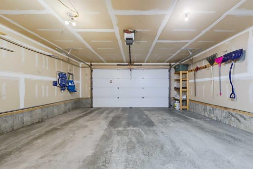 91 Masters Avenue Se, Calgary, AB 