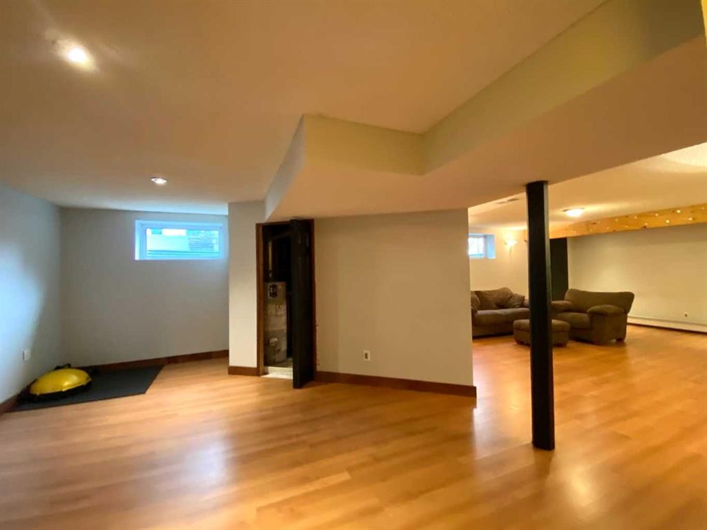 10 Elgin Drive Se, Calgary, AB
