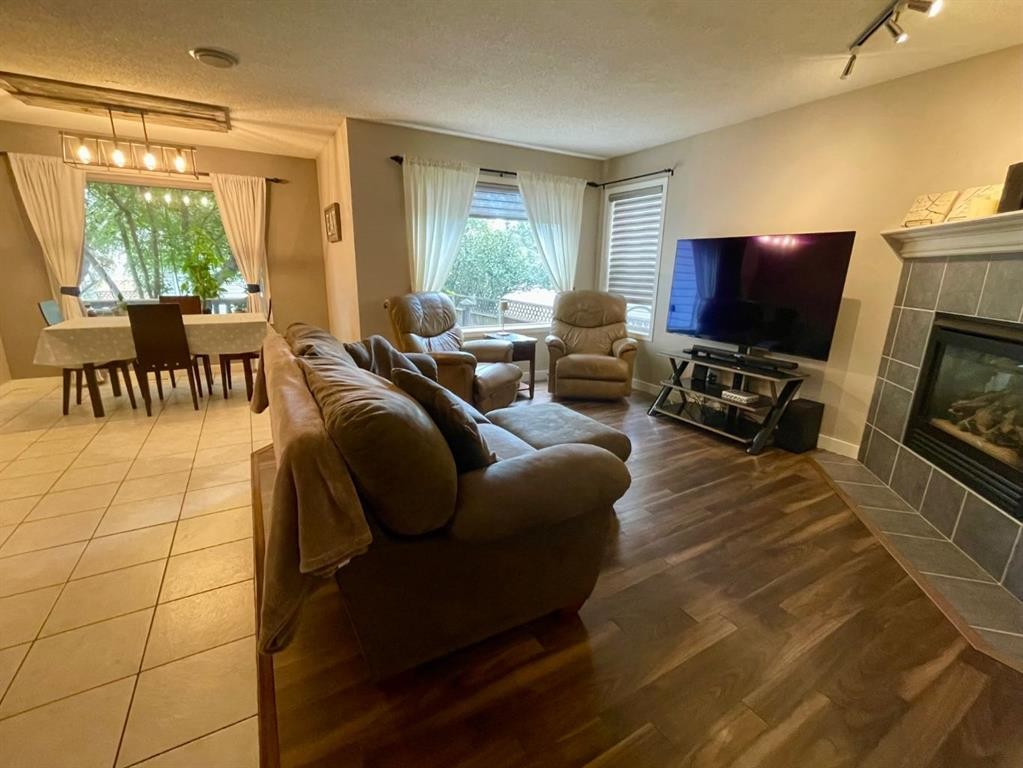 10 Elgin Drive Se, Calgary, AB