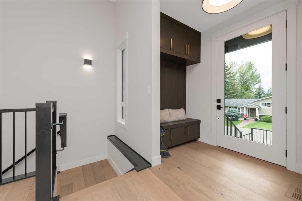 4912 Carney Road Nw, Calgary, AB