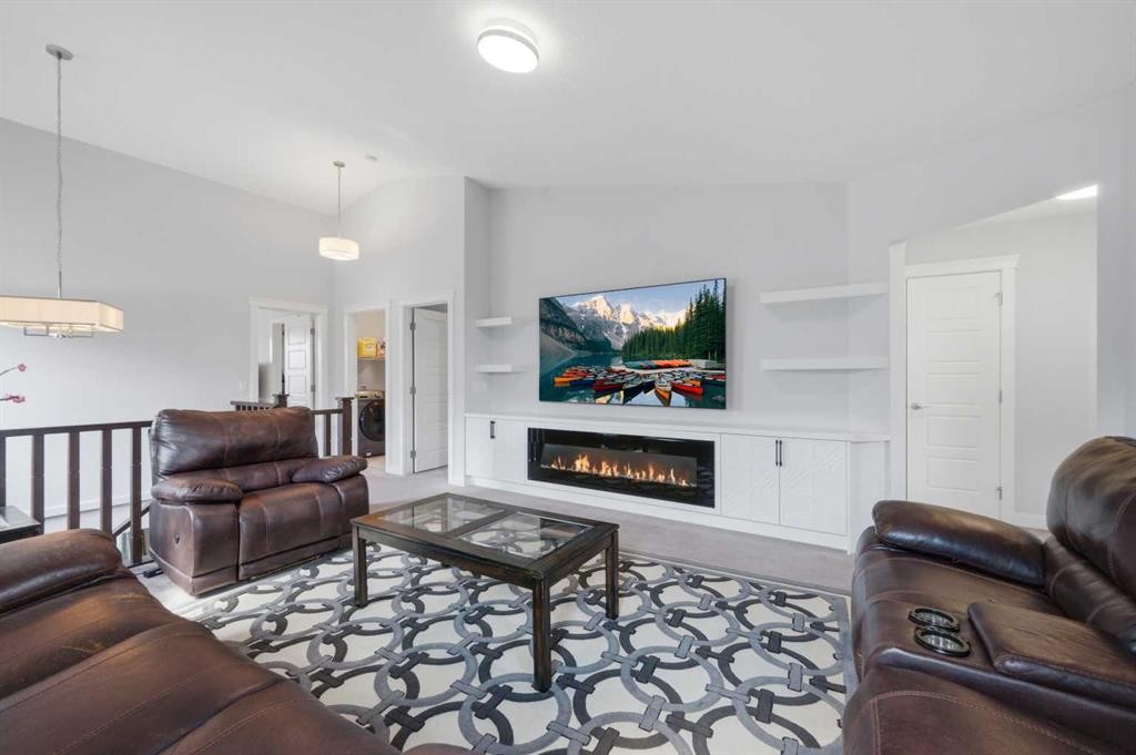 21 Redstone Heath Ne, Calgary, AB