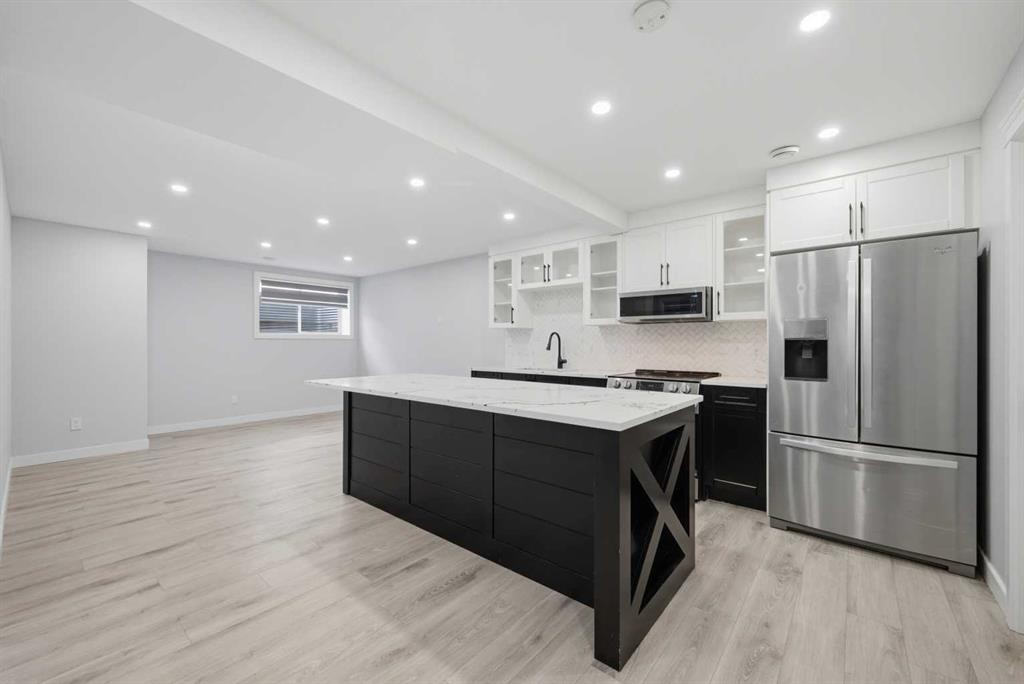 21 Redstone Heath Ne, Calgary, AB