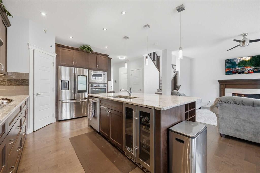 21 Redstone Heath Ne, Calgary, AB