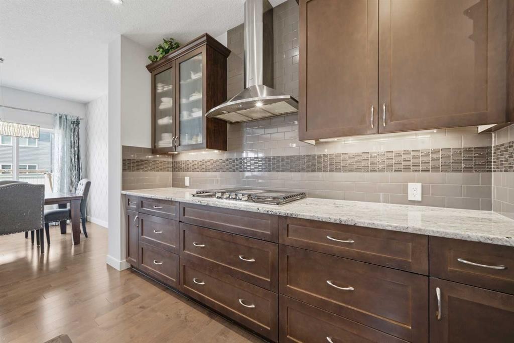 21 Redstone Heath Ne, Calgary, AB
