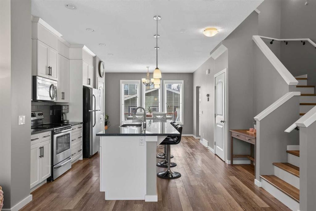 287 Mahogany Heights Se, Calgary, AB