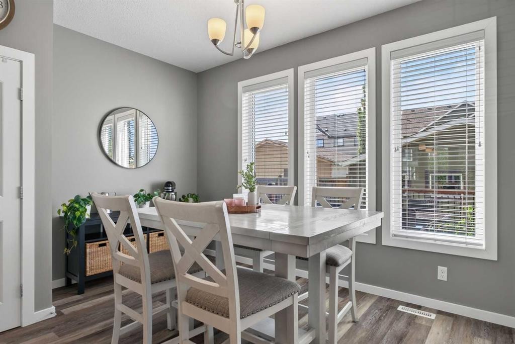 287 Mahogany Heights Se, Calgary, AB