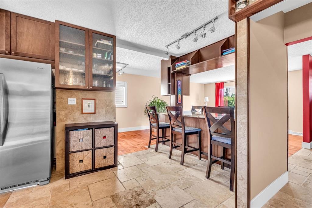 7207 Fleetwood Drive Se, Calgary, AB