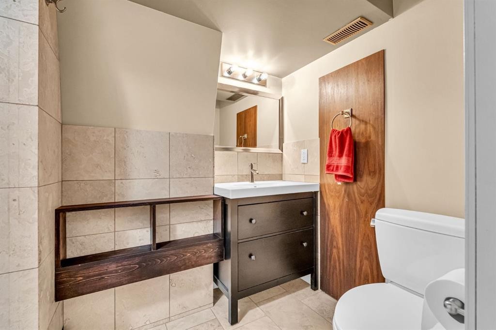 7207 Fleetwood Drive Se, Calgary, AB