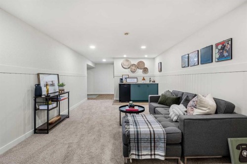 151 Fyffe Road Se, Calgary, AB 