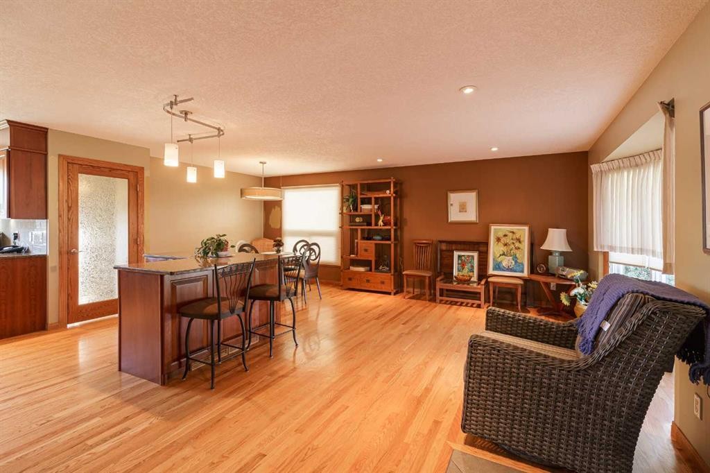 346 Rundleview Drive Ne, Calgary, AB