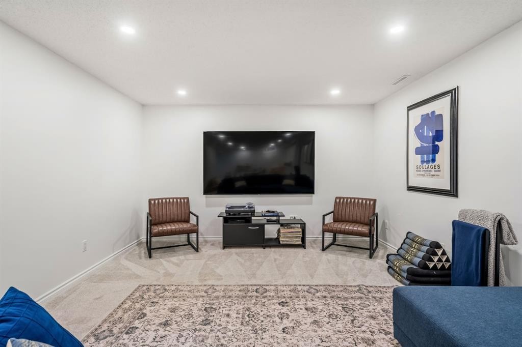 10832 Mapleford Road Se, Calgary, AB