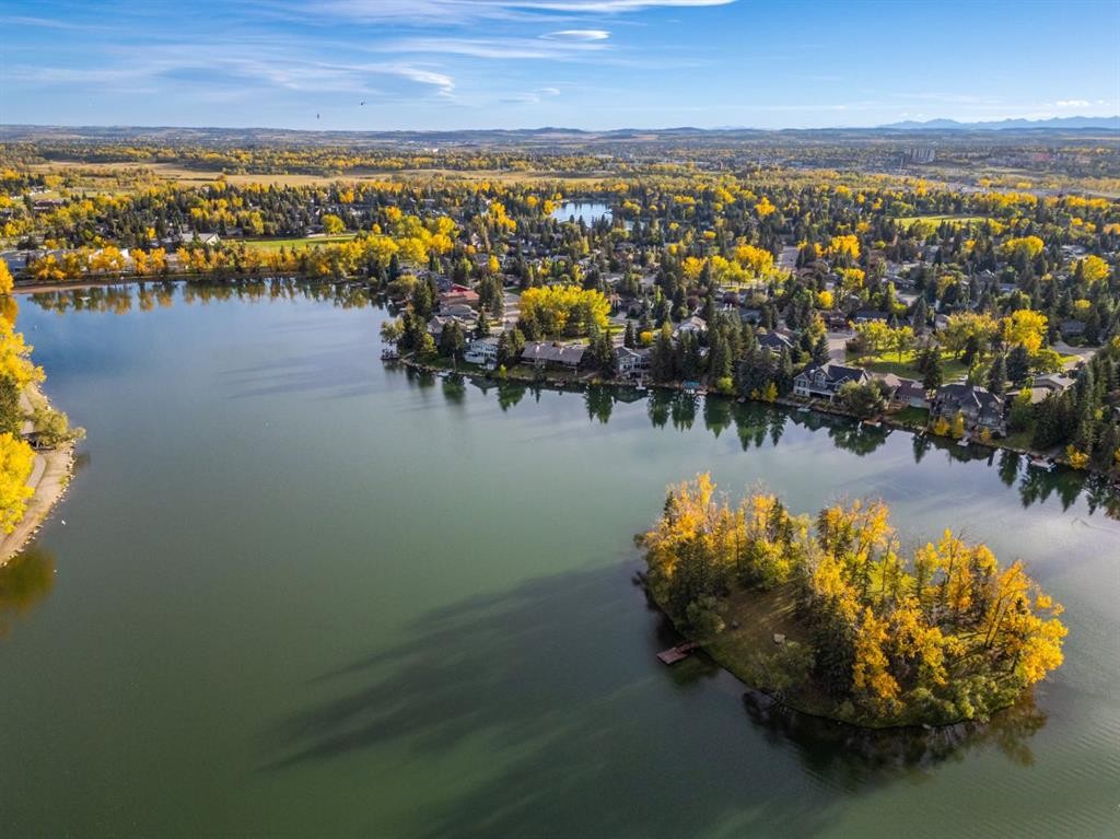 839 Lake Twintree Crescent Se, Calgary, AB