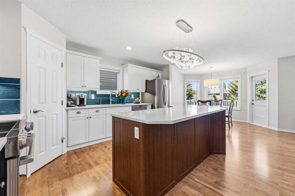 144 Shawbrooke Manor Sw, Calgary, AB