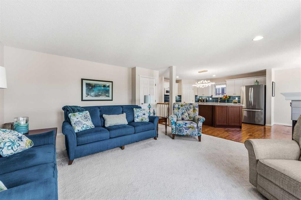 144 Shawbrooke Manor Sw, Calgary, AB