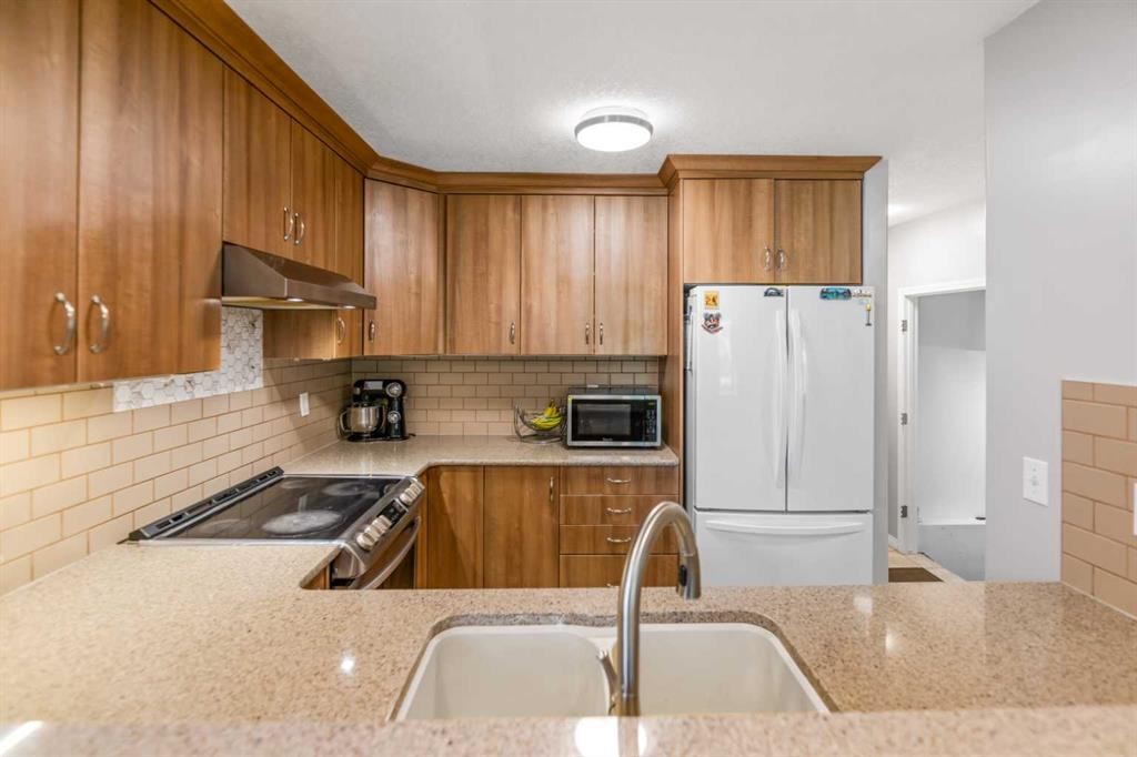 30 Windstone Lane Sw, Airdrie, AB