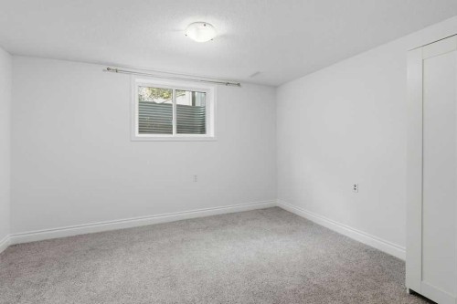 148 Cantrell Drive Sw, Calgary, AB 