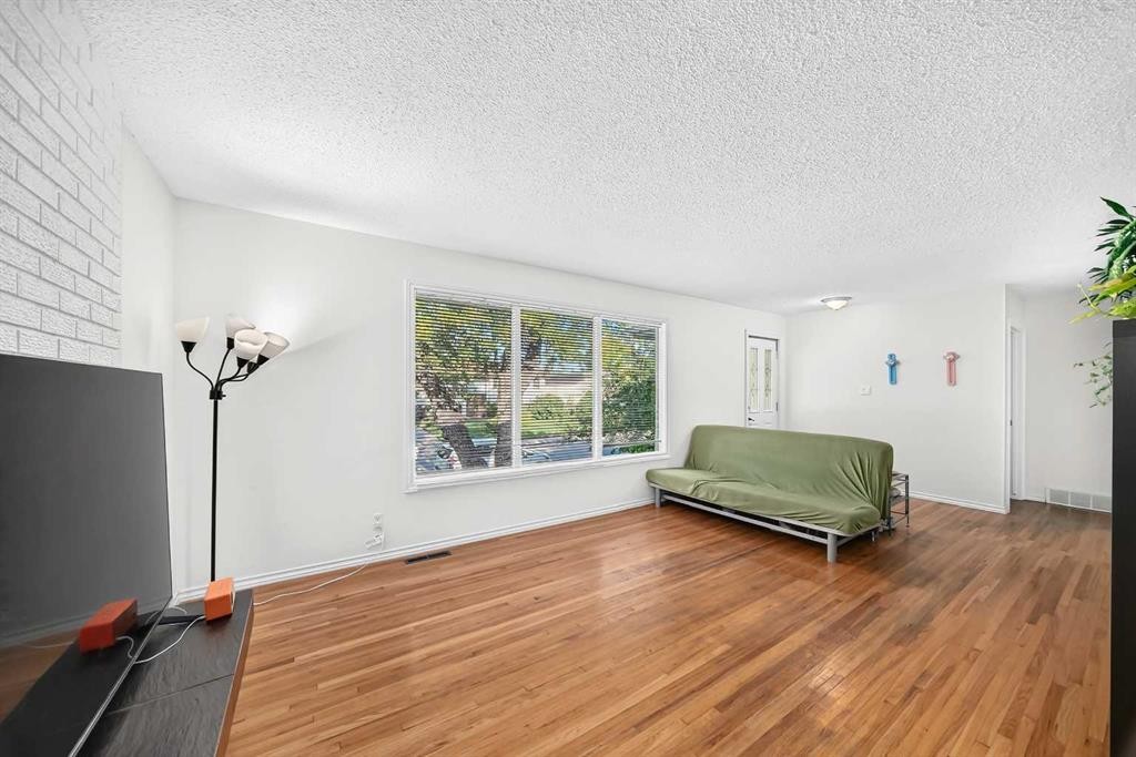 5112 Viceroy Drive Nw, Calgary, AB