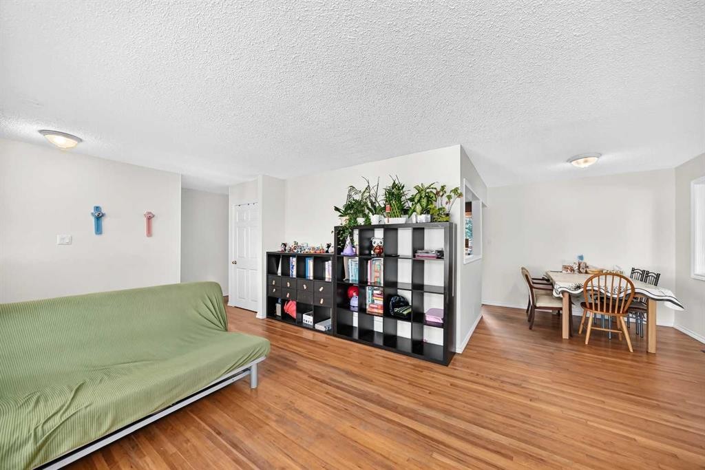 5112 Viceroy Drive Nw, Calgary, AB