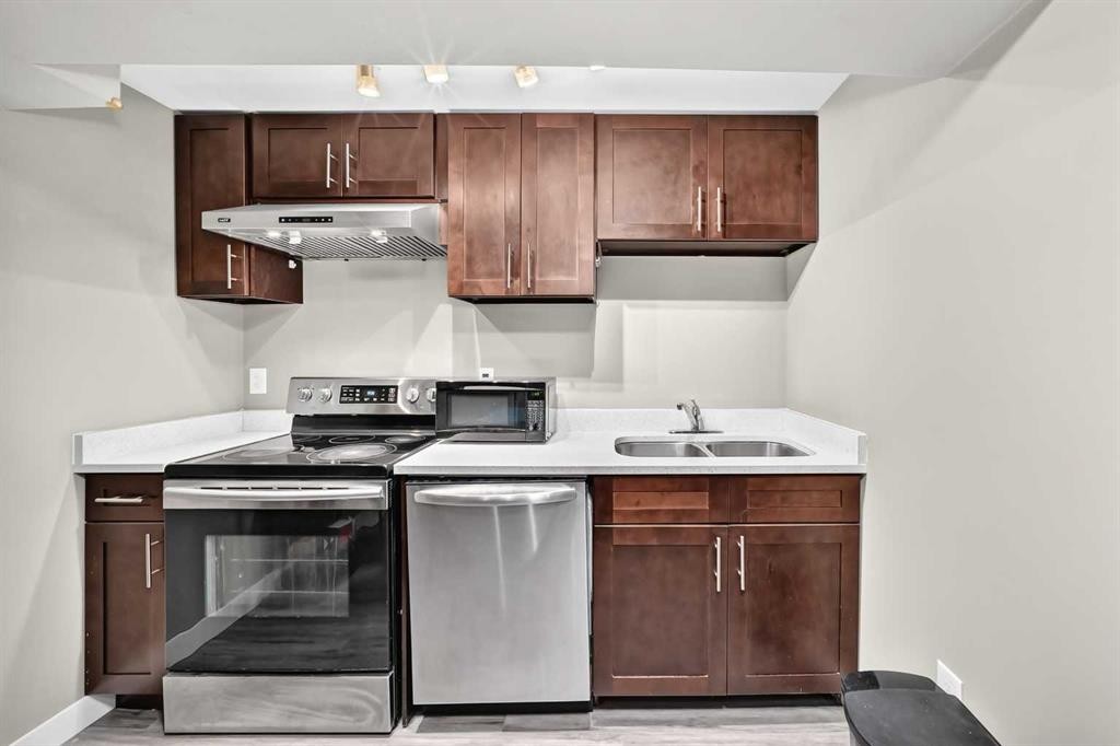 5112 Viceroy Drive Nw, Calgary, AB