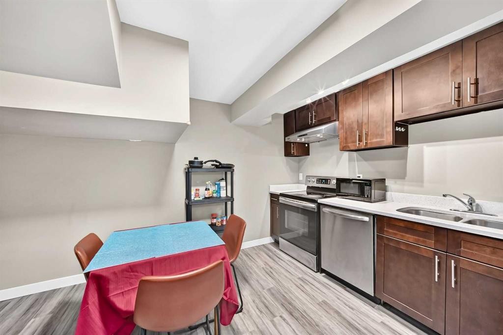 5112 Viceroy Drive Nw, Calgary, AB