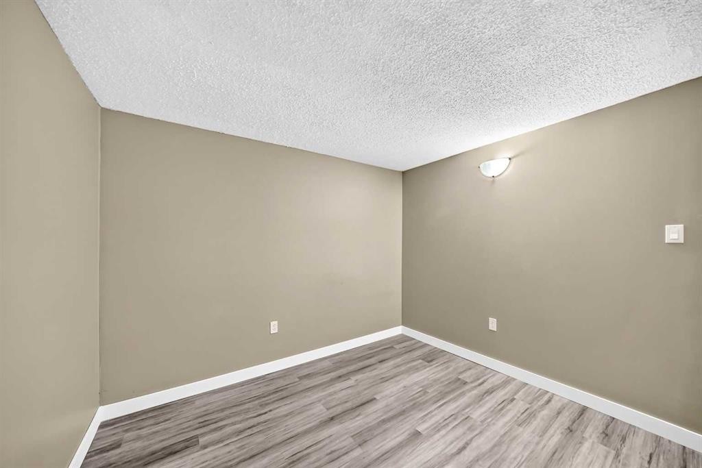 5112 Viceroy Drive Nw, Calgary, AB