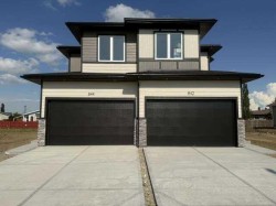844 Beckner Street Carstairs, AB T0M 0N0