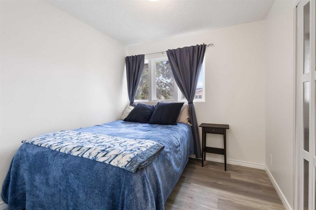 100 Marbrooke Circle Ne, Calgary, AB