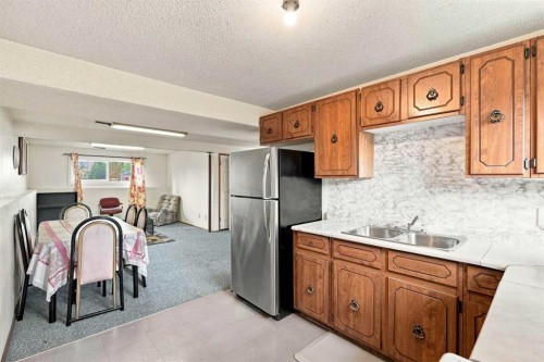 64 Castlebrook Rise Ne, Calgary, AB 