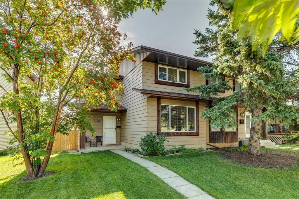 558 Strathcona Drive Sw, Calgary, AB