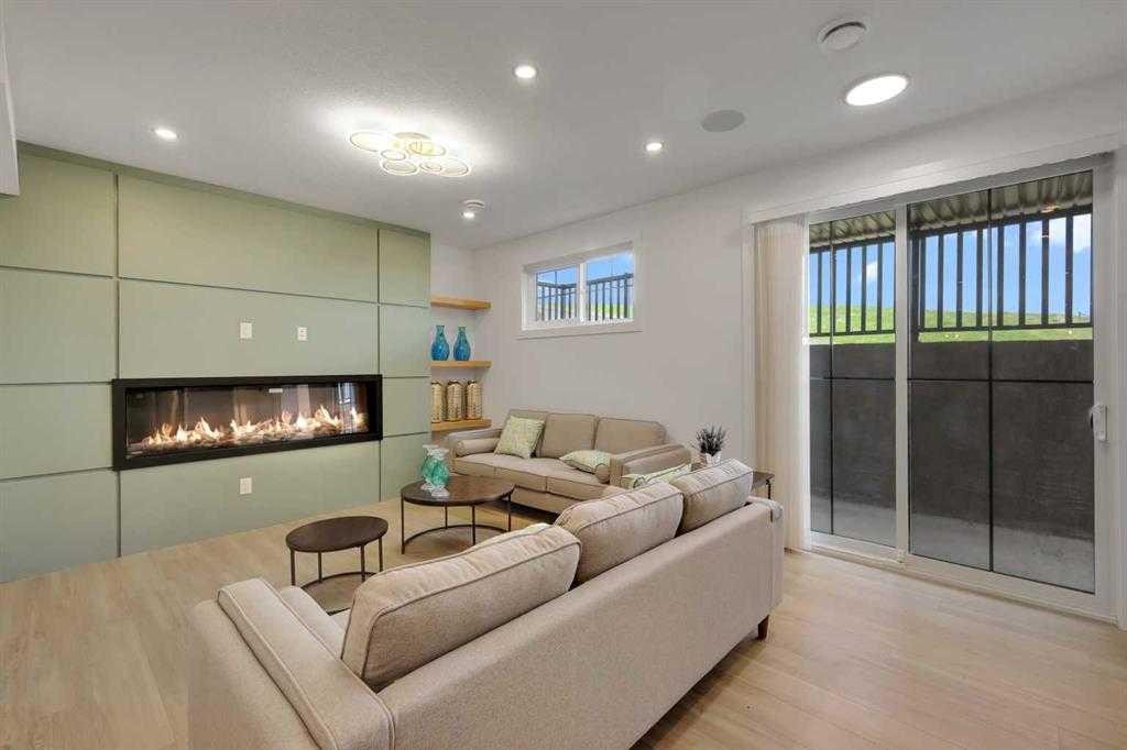 230 Royal Birch View Nw, Calgary, AB