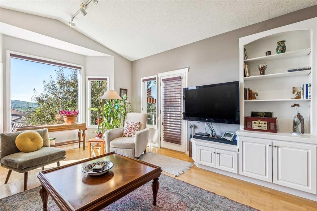 65 Scimitar Heath Nw, Calgary, AB