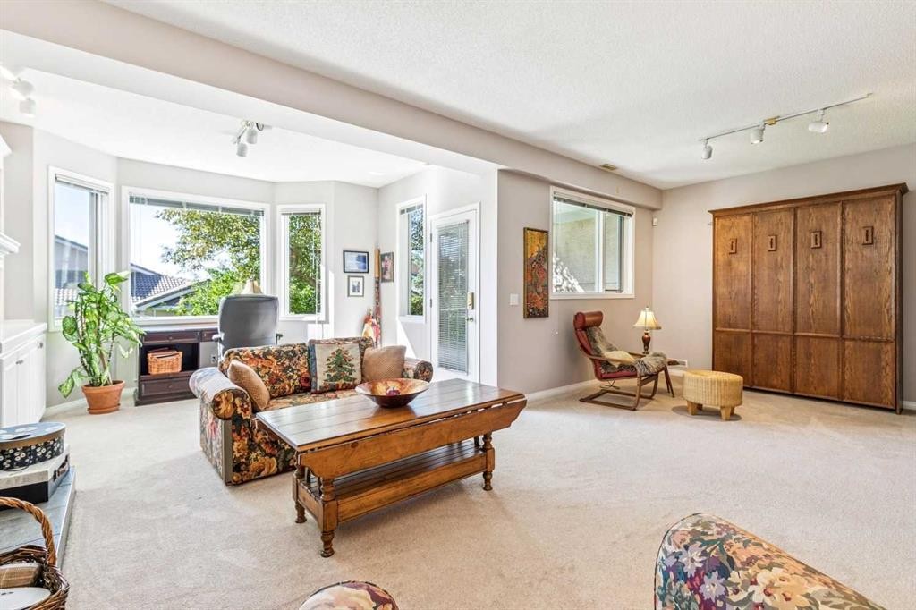 65 Scimitar Heath Nw, Calgary, AB