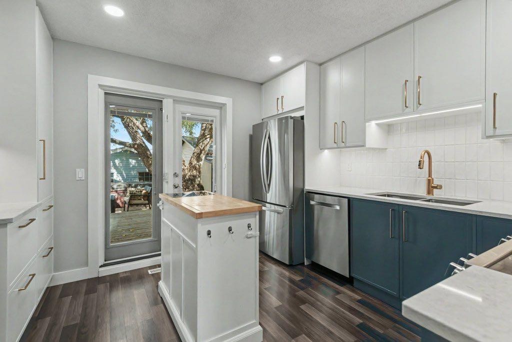 2432 Riverstone Road Se, Calgary, AB