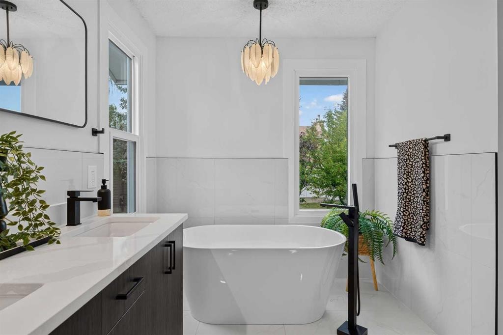 40 Edforth Road Nw, Calgary, AB