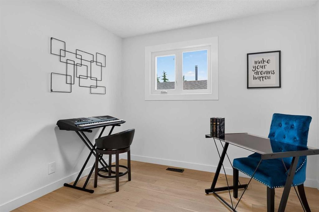 40 Edforth Road Nw, Calgary, AB