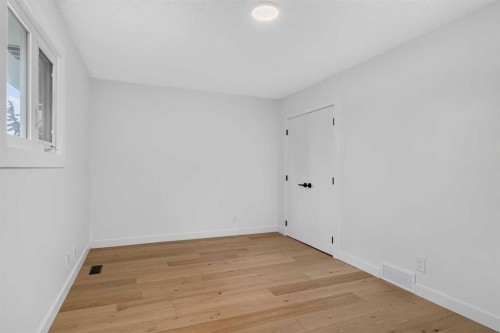 40 Edforth Road Nw, Calgary, AB 