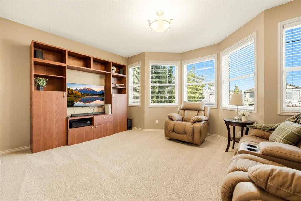 142 Auburn Glen Manor Se, Calgary, AB