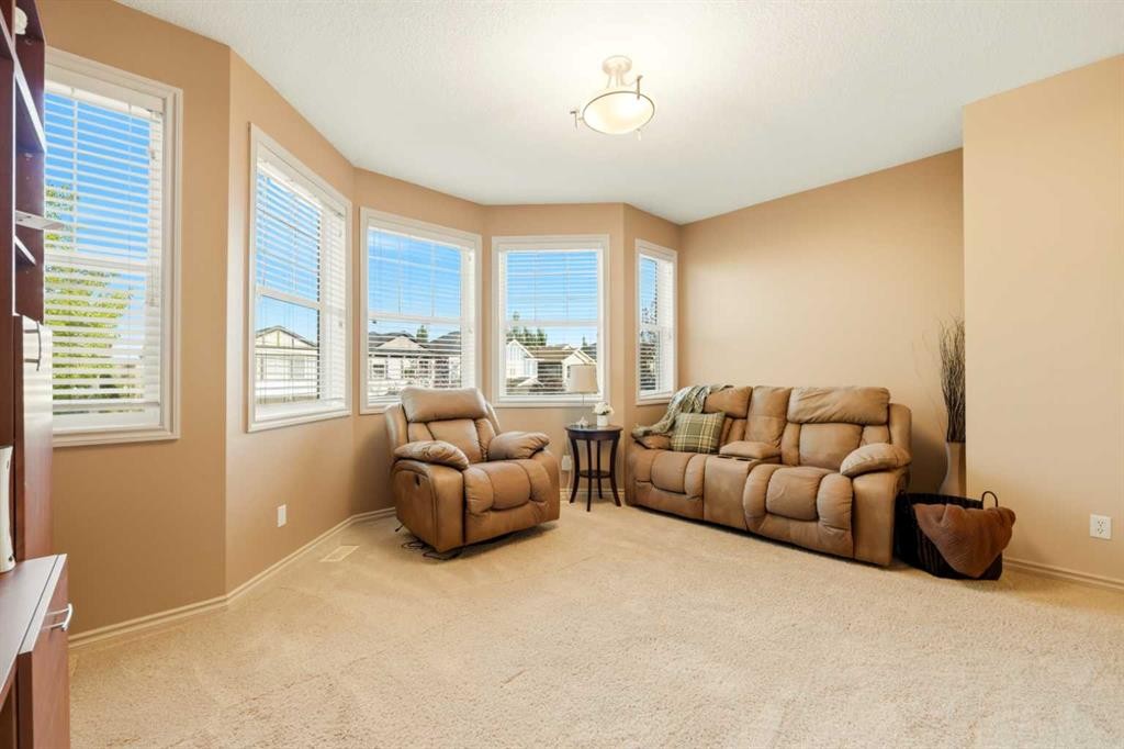 142 Auburn Glen Manor Se, Calgary, AB