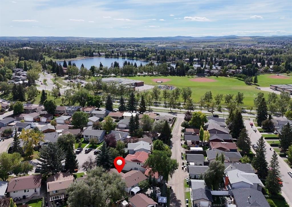232 Midglen Place Se, Calgary, AB