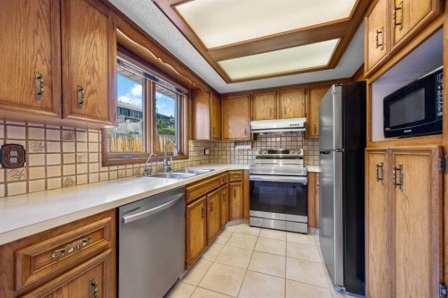 195 Edgepark Boulevard Nw, Calgary, AB 