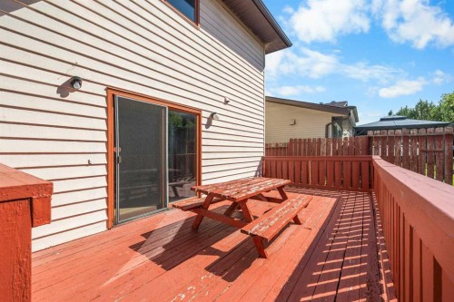 195 Edgepark Boulevard Nw, Calgary, AB 