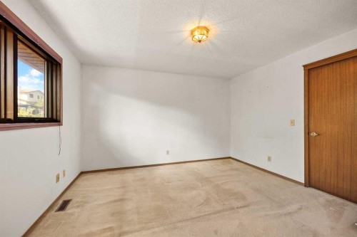 195 Edgepark Boulevard Nw, Calgary, AB 