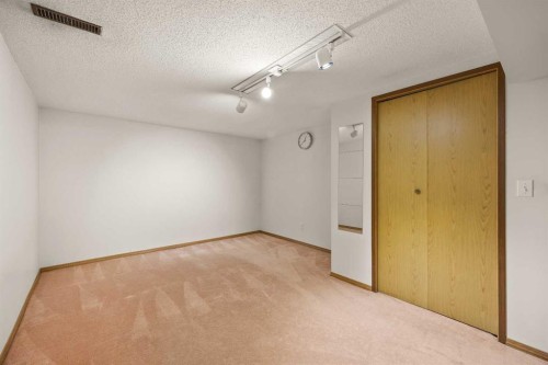 195 Edgepark Boulevard Nw, Calgary, AB 