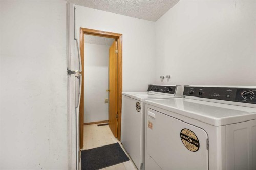 195 Edgepark Boulevard Nw, Calgary, AB 