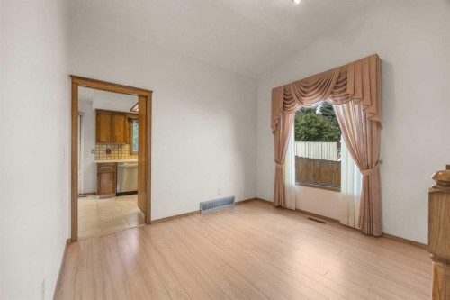 195 Edgepark Boulevard Nw, Calgary, AB 
