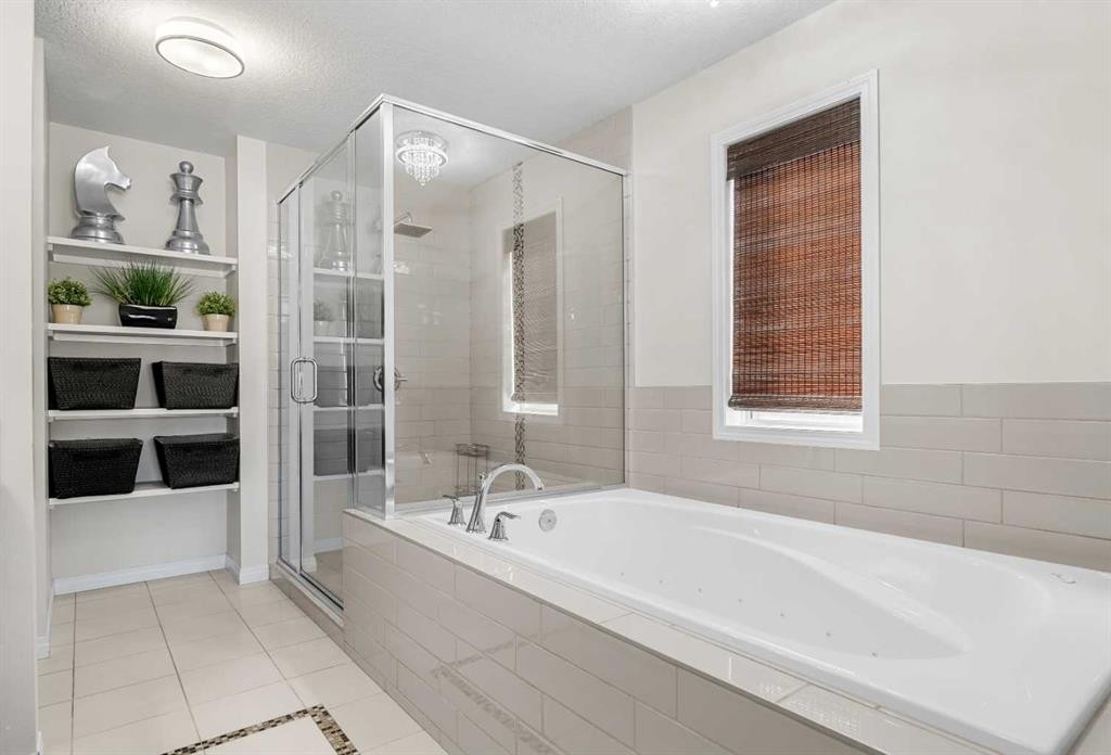 117 Mahogany Place Se, Calgary, AB