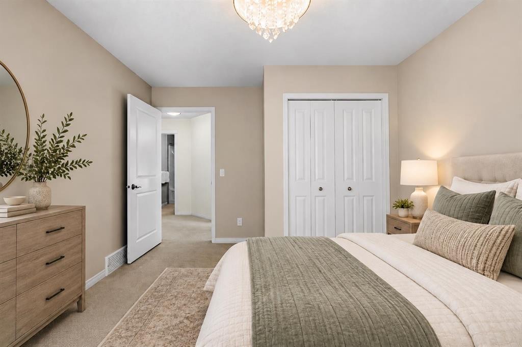 117 Mahogany Place Se, Calgary, AB