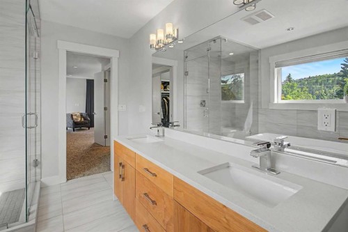 4640 15 Avenue Nw, Calgary, AB 