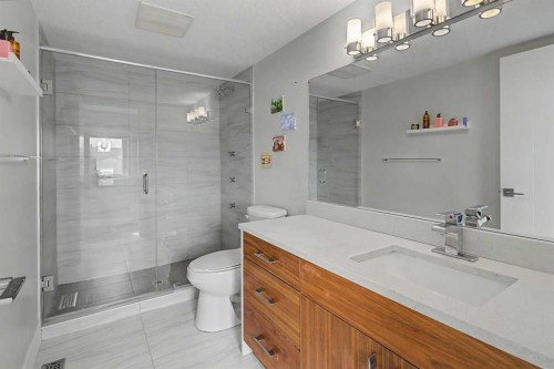 4640 15 Avenue Nw, Calgary, AB 
